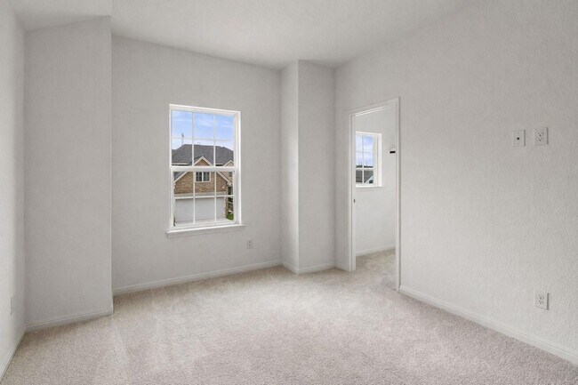 Building Photo - 1045 Villa Rialto View