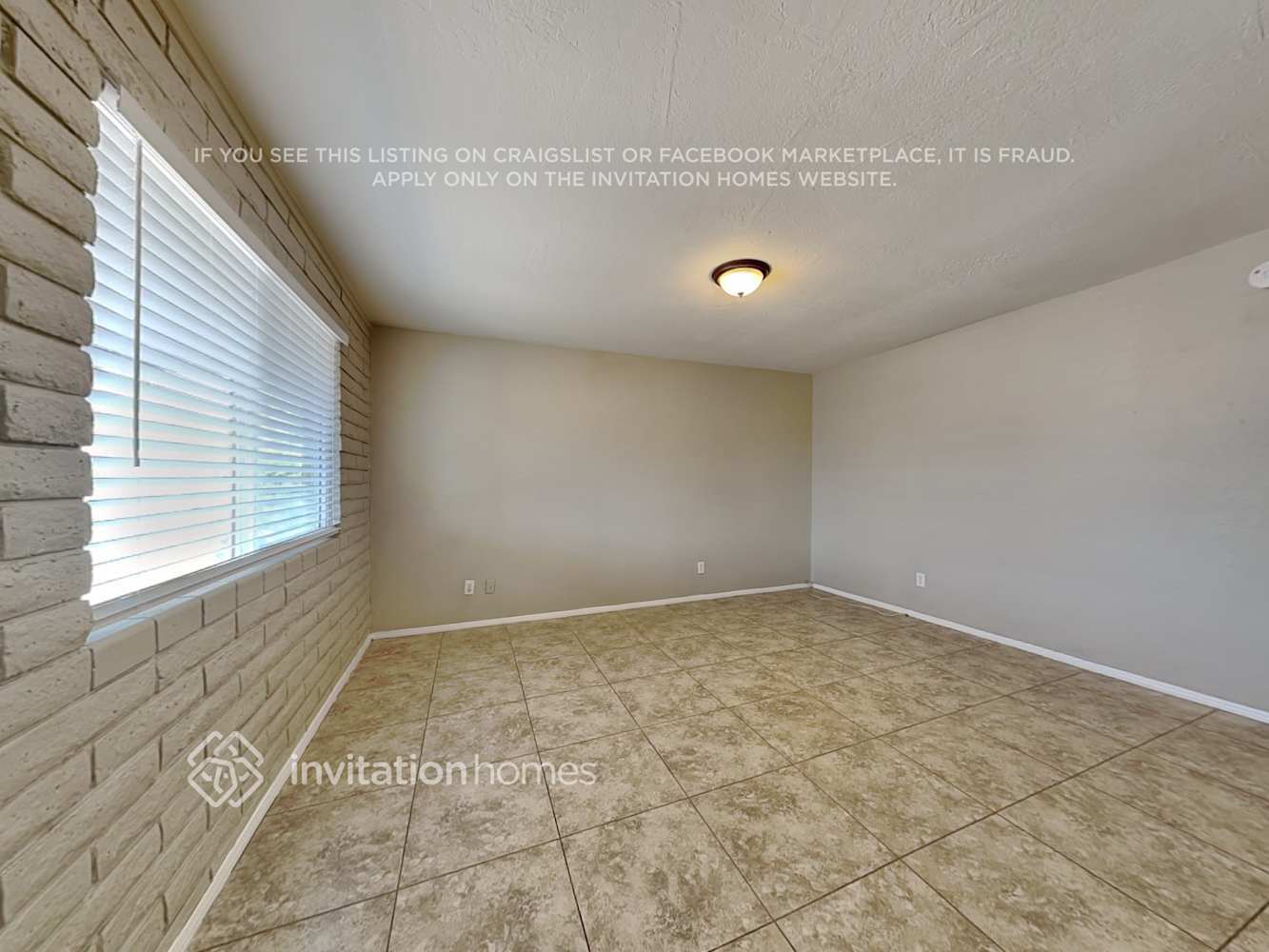 Building Photo - 12956 W Desert Ln