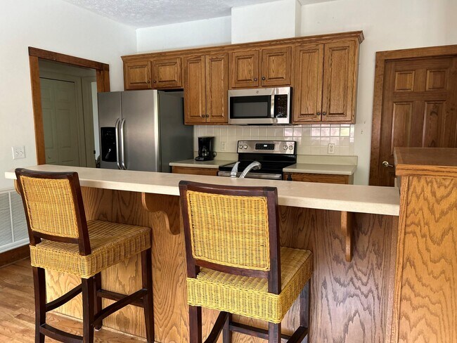 Building Photo - 38 Bungalow Village Way