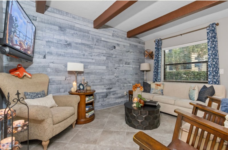 Building Photo - 715 S Ocean Dr