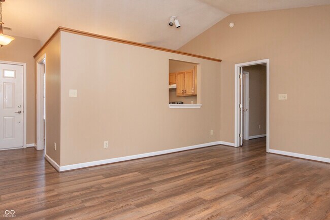 Building Photo - 11389 Songbird Ln
