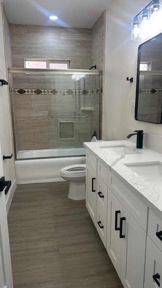 Bathroom - 739 S Chevy Chase Dr