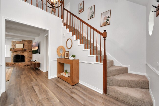 Building Photo - 563 Landfall Ln