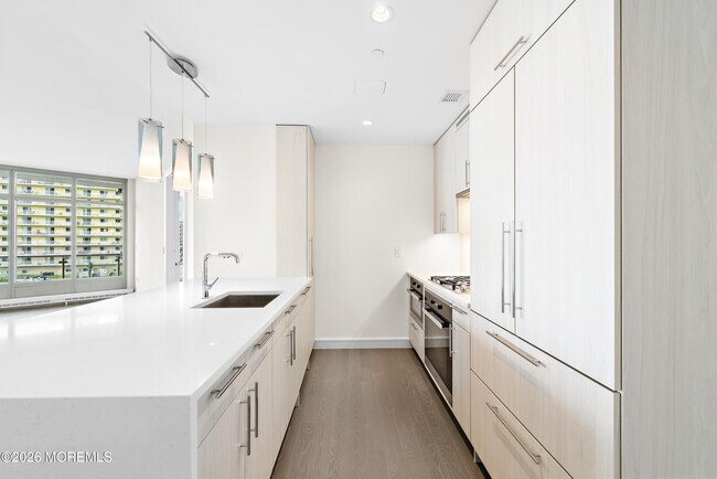 Building Photo - 15 Morris Ave