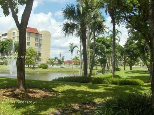 Building Photo - 6911 Environ Blvd