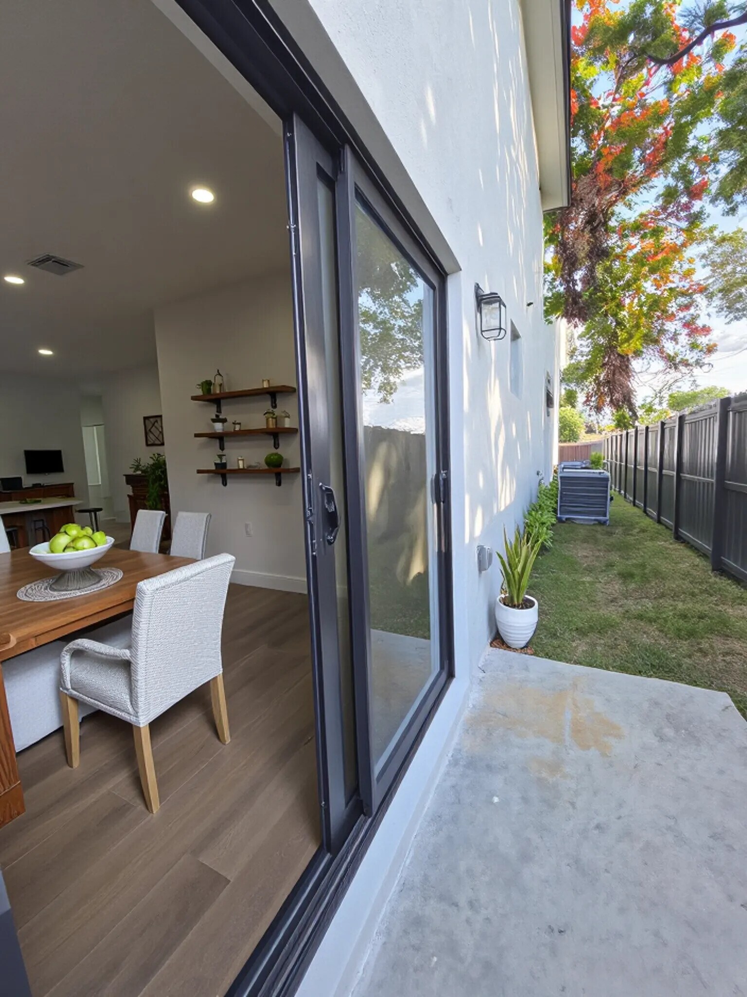 Building Photo - 1313 NW 6th Ave