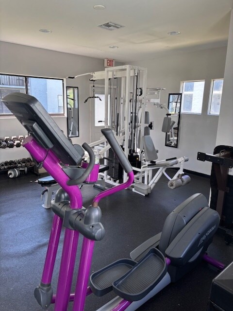 Building Photo - 13625 Eagle Ridge Dr