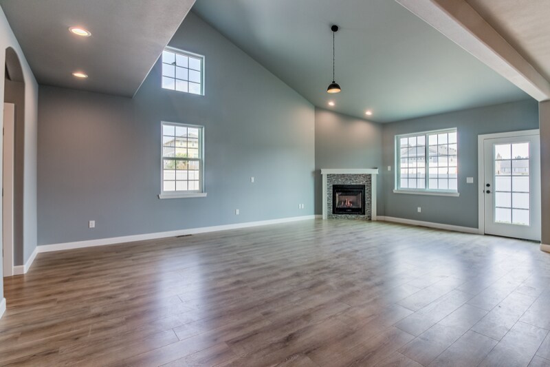 Building Photo - 671 S 83rd Ave