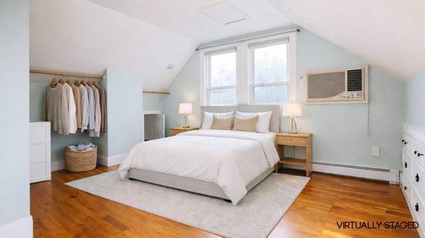 Building Photo - 62 Edgecliff Rd