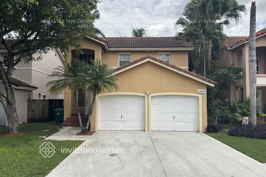 Primary Photo - 13857 SW 103rd Ln