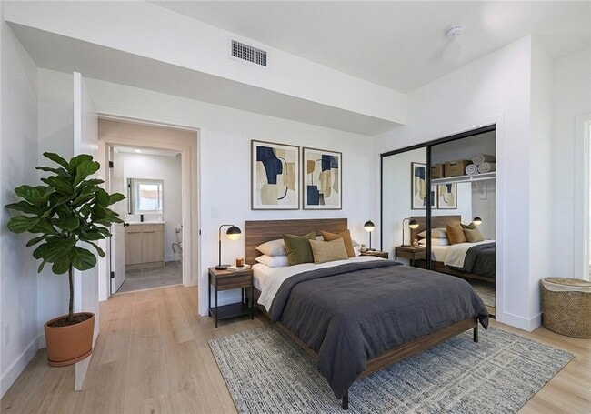 Building Photo - 2012 S Dunsmuir Ave