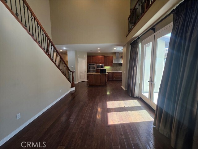 Building Photo - 71 Wonderland