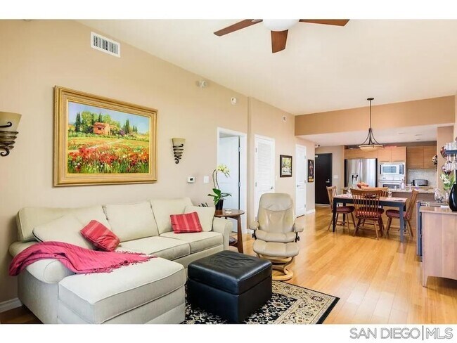 Building Photo - 1431 Pacific Hwy