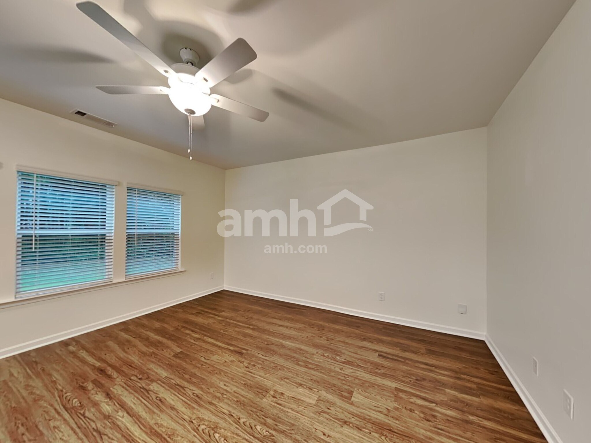 Building Photo - 32 Landsdown Xing