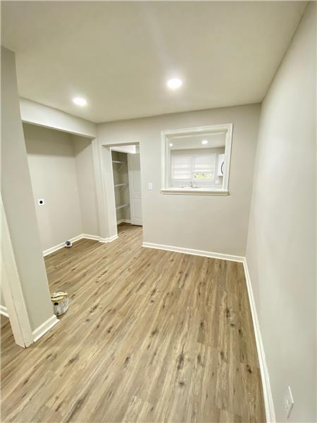Building Photo - 2137 Bolling St