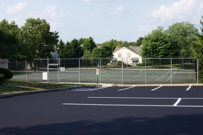 Tennis Courts - 2313 Foxmeadow Cir