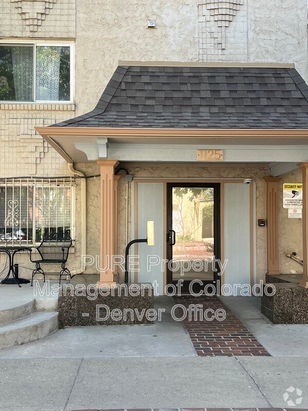 Building Photo - 1125 N Washington St