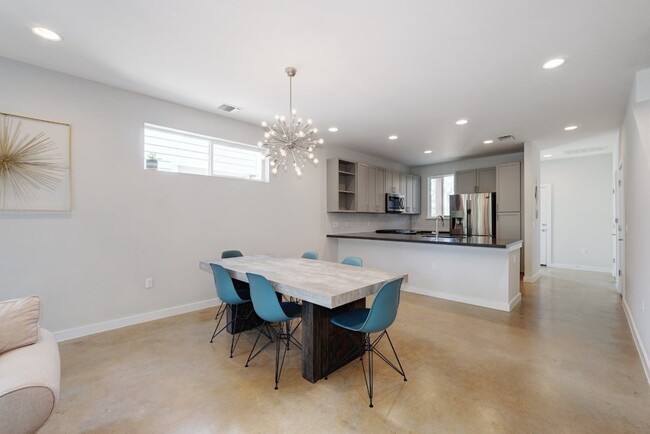 Building Photo - 3108 Aldwyche Dr
