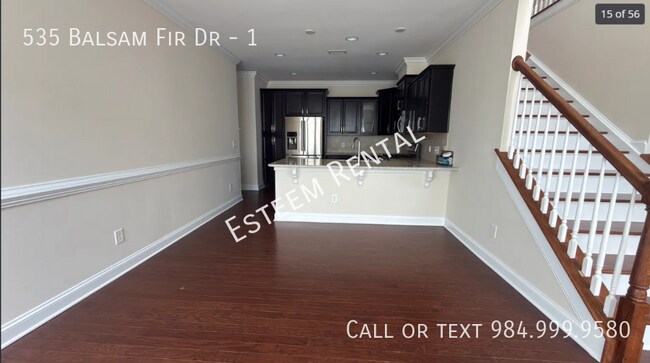 Building Photo - 535 Balsam Fir Dr