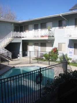 Pool - Regency Park Apartments