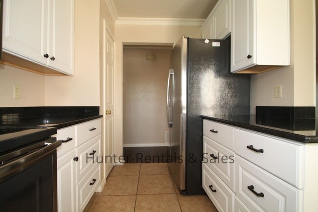 Building Photo - HEAVENLY HEIGHTS HOME