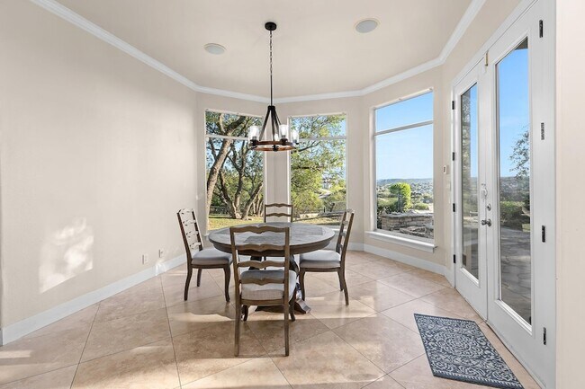 Building Photo - 1400 Camelback
