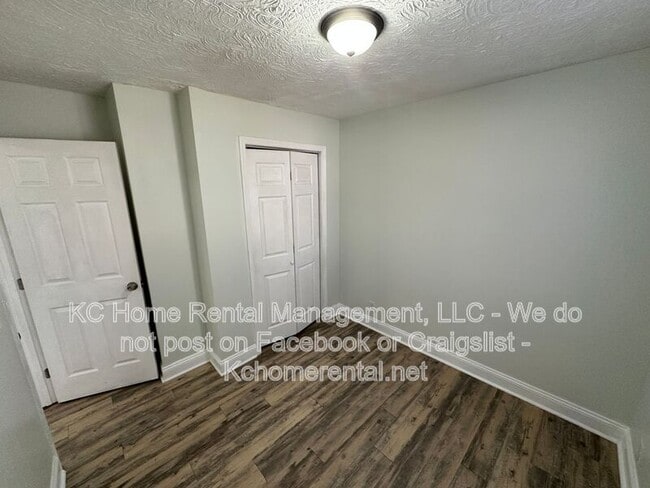 Building Photo - 2010 Bunker Ave