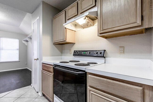 Building Photo - Adorable 3-2-2 in Cedar Hill!