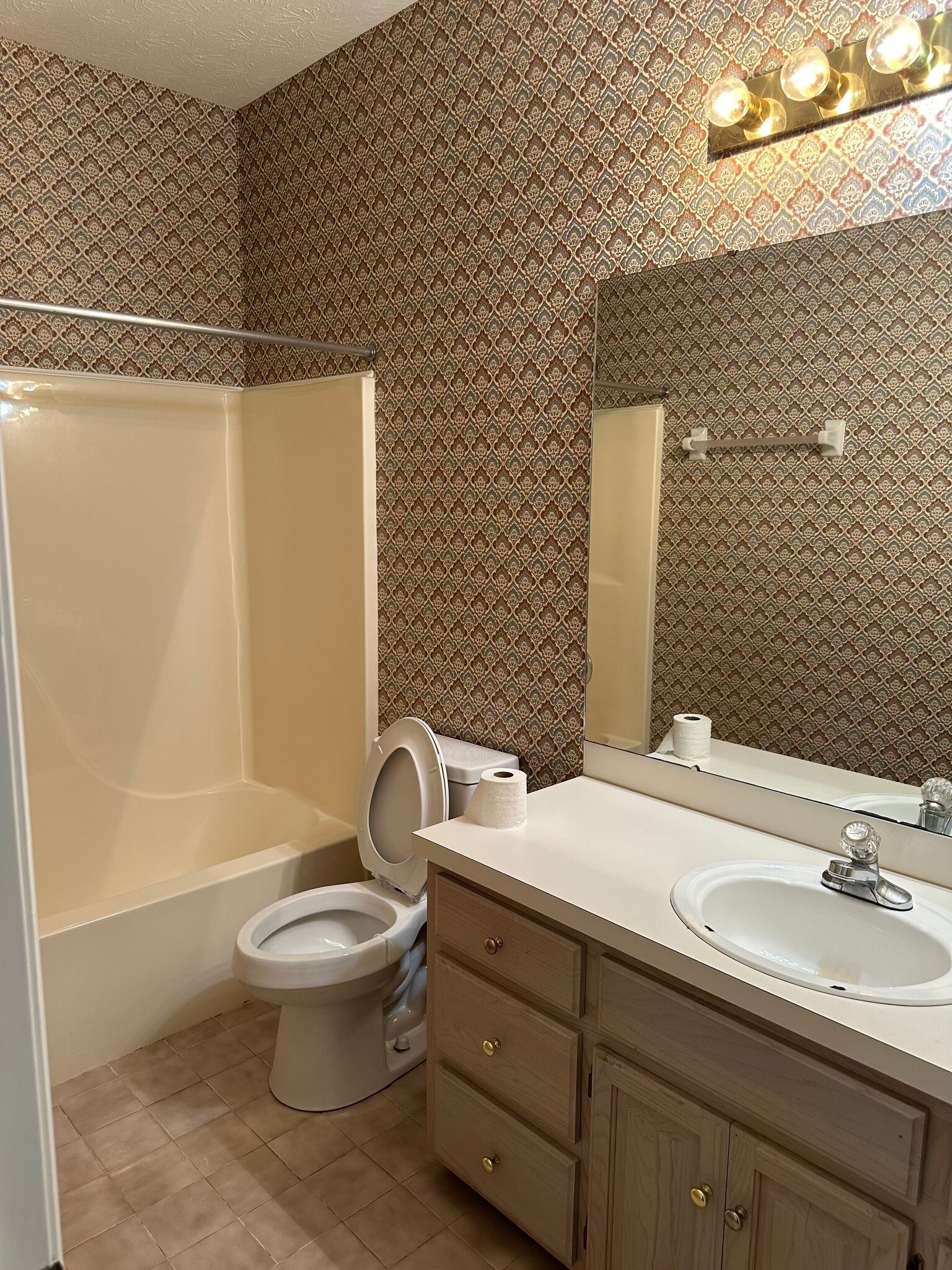 Building Photo - 2009 Station Ct