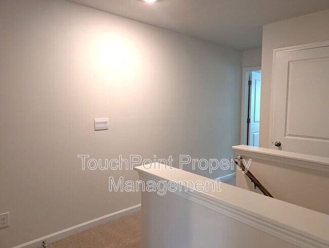 Building Photo - 5131 Hyrule Dr