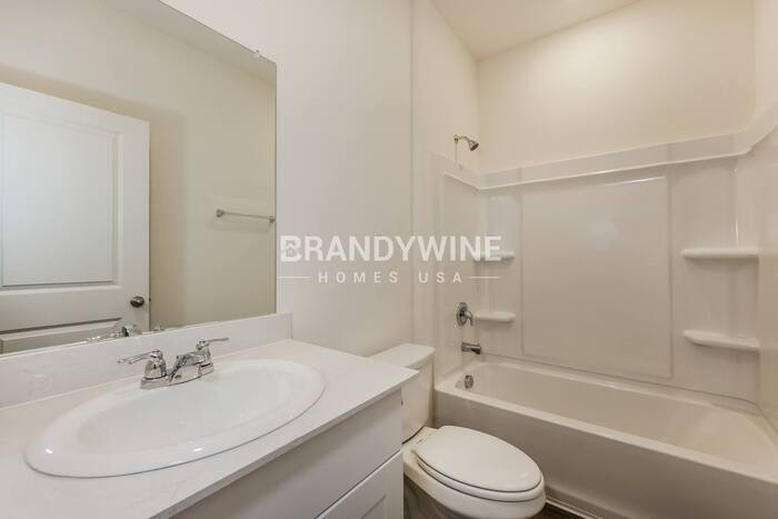 Building Photo - 8336 Sniptoe Dr