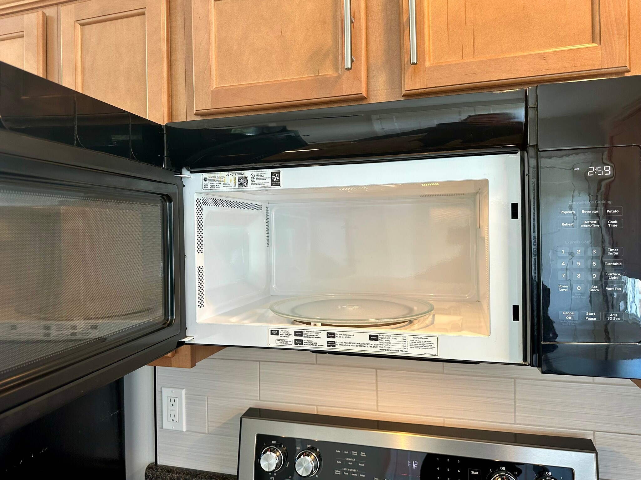 Microwave - 2312-A Belle Ave NE