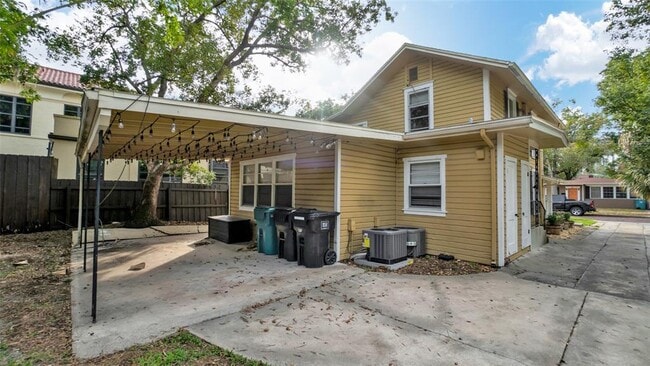 Building Photo - 341 Hillman Ave