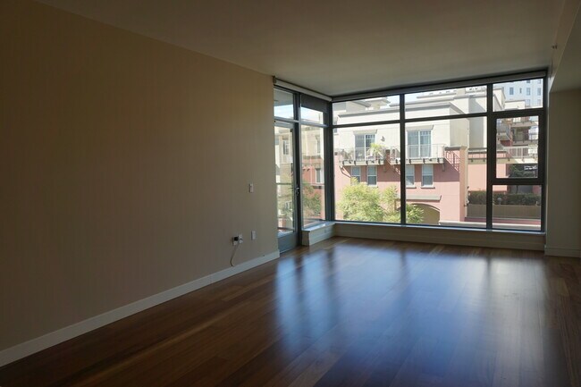 Building Photo - 1441 Ninth Ave