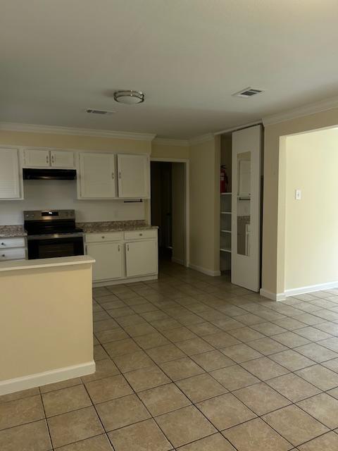 Building Photo - 10566 Mayfair Dr