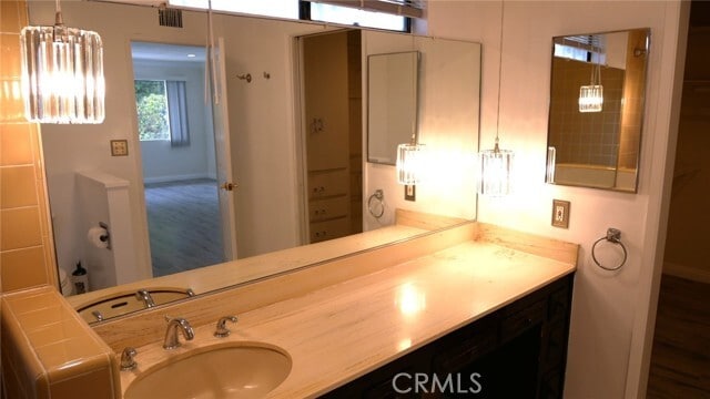 Building Photo - 16371 Chella Dr
