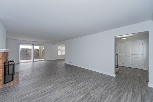 Floorplan - Indian Creek Apartments and Townhomes