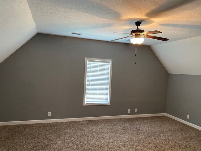 Building Photo - Don't Miss Out on this One! Beautiful Open...