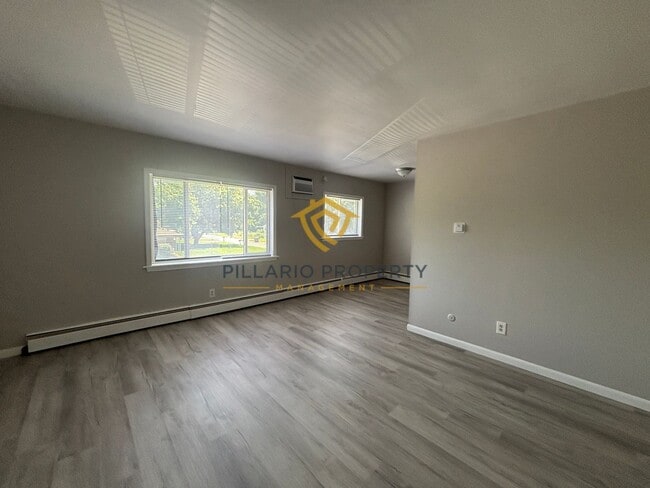 Interior Photo - Perkins Apartments