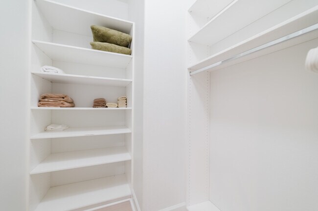 Building Photo - 7337 Corte TOMILLO