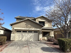 Building Photo - Spacious 5BR Duplex in Maricopa