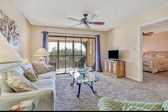 Building Photo - 4912 Tamiami Trl E