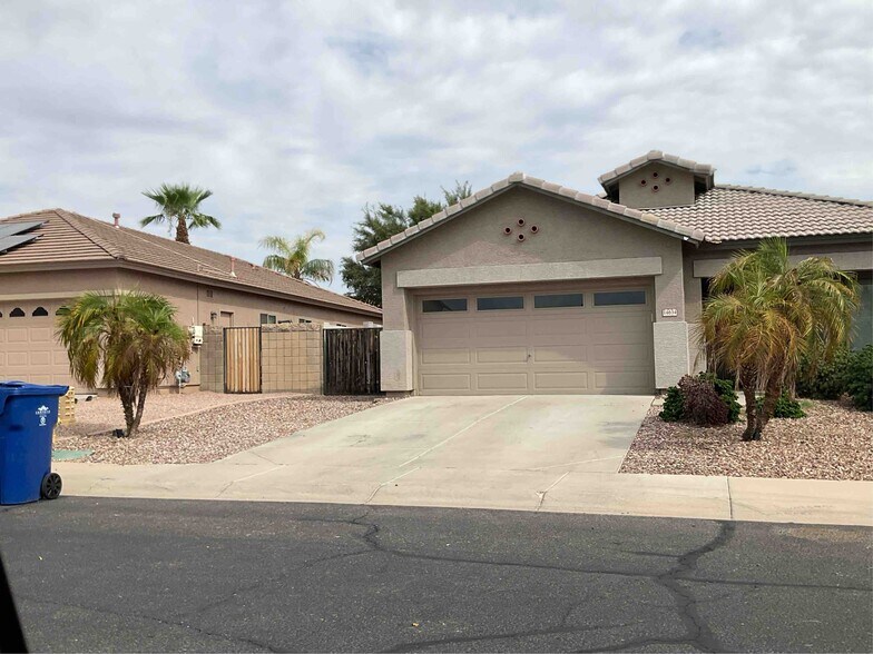 Primary Photo - 14634 W Ventura St