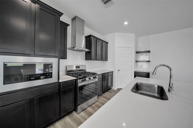 Building Photo - 12310 Greenwood Gate Dr