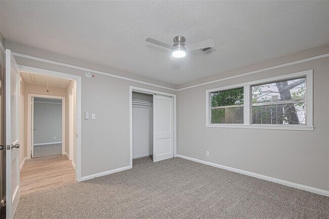 Building Photo - 7702 Darnay Dr