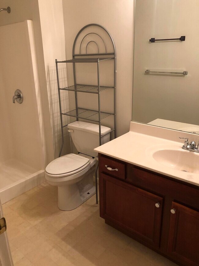 Building Photo - 5102 Sandstone Dr