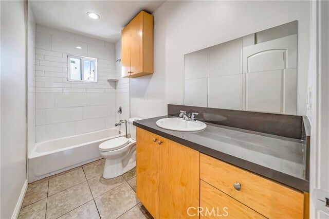 Building Photo - 6735 Elmer Ave