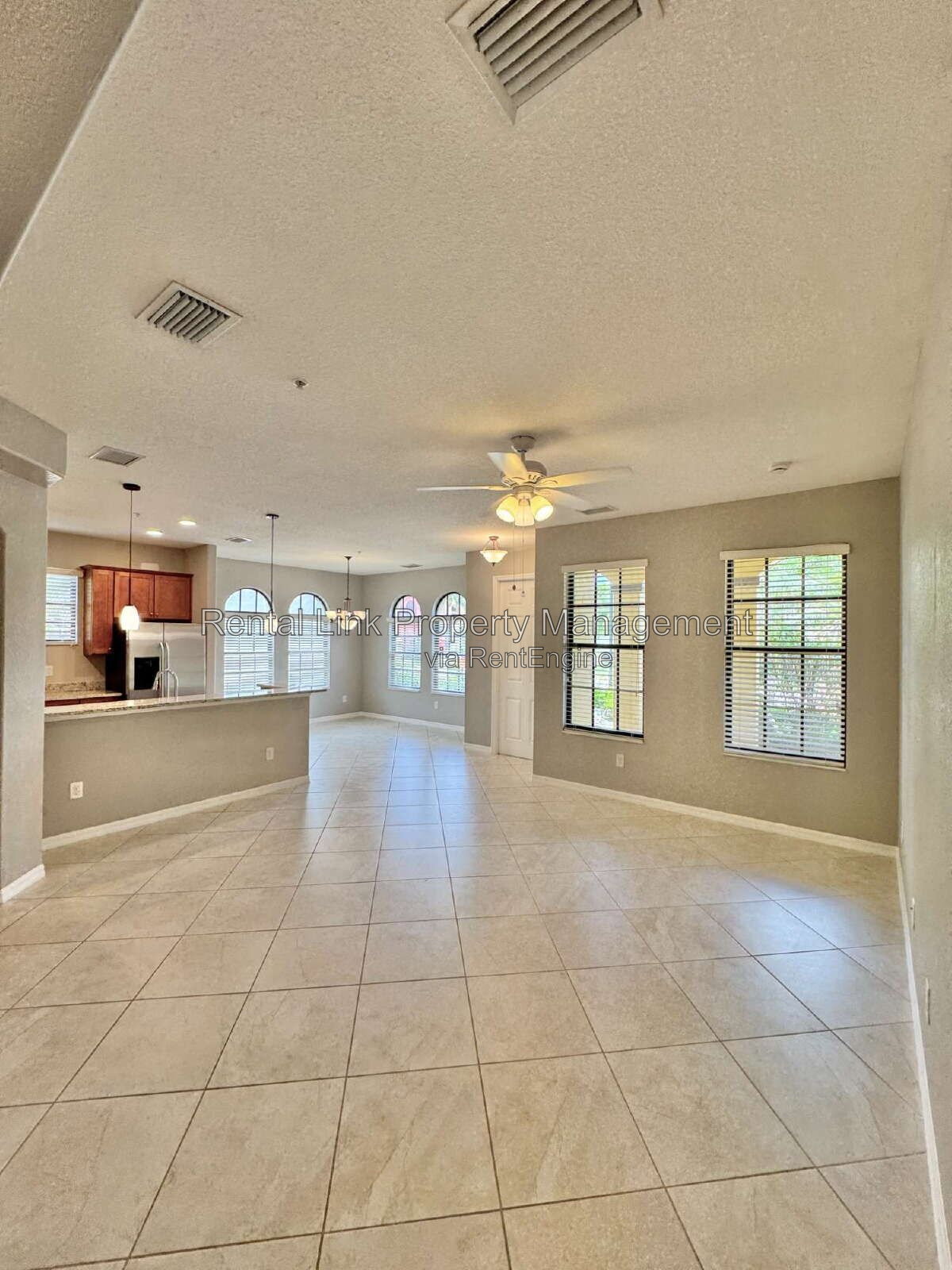 Building Photo - 11880 Adoncia Way