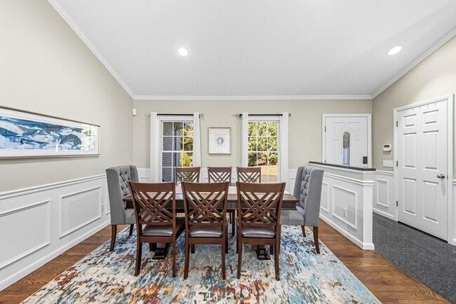 Building Photo - 9 Ridge Rd