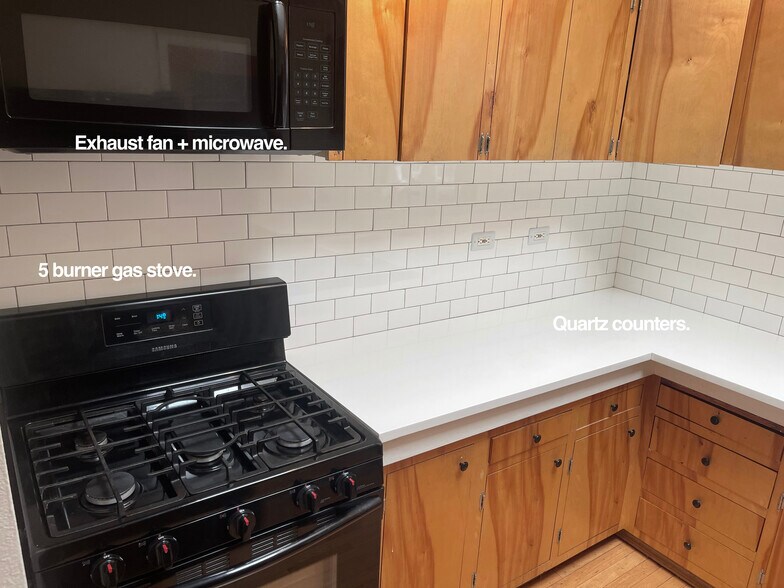 Building Photo - 5124 NE 35th Pl